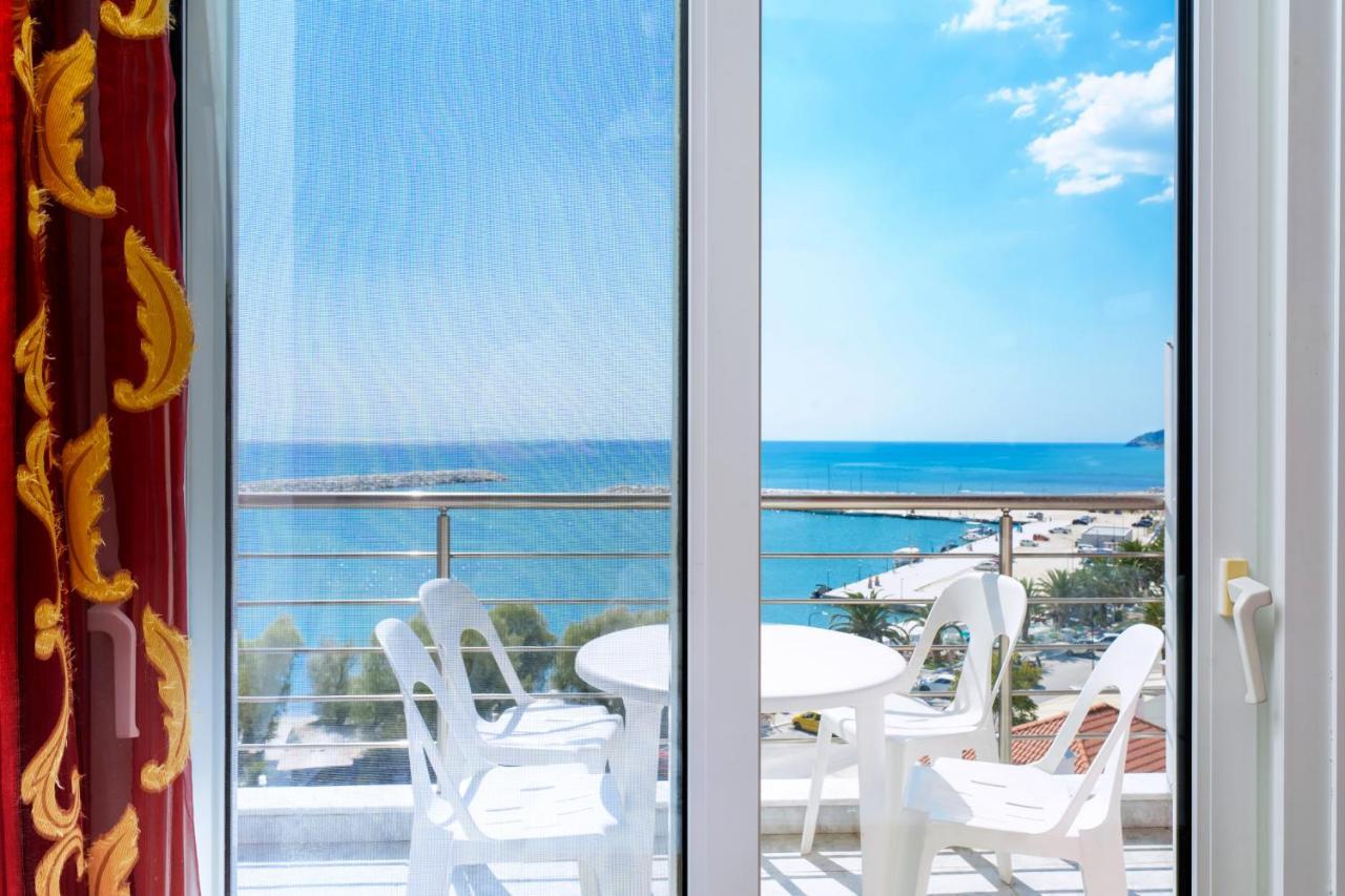 Hotel Papageorgiou Лименария Екстериор снимка