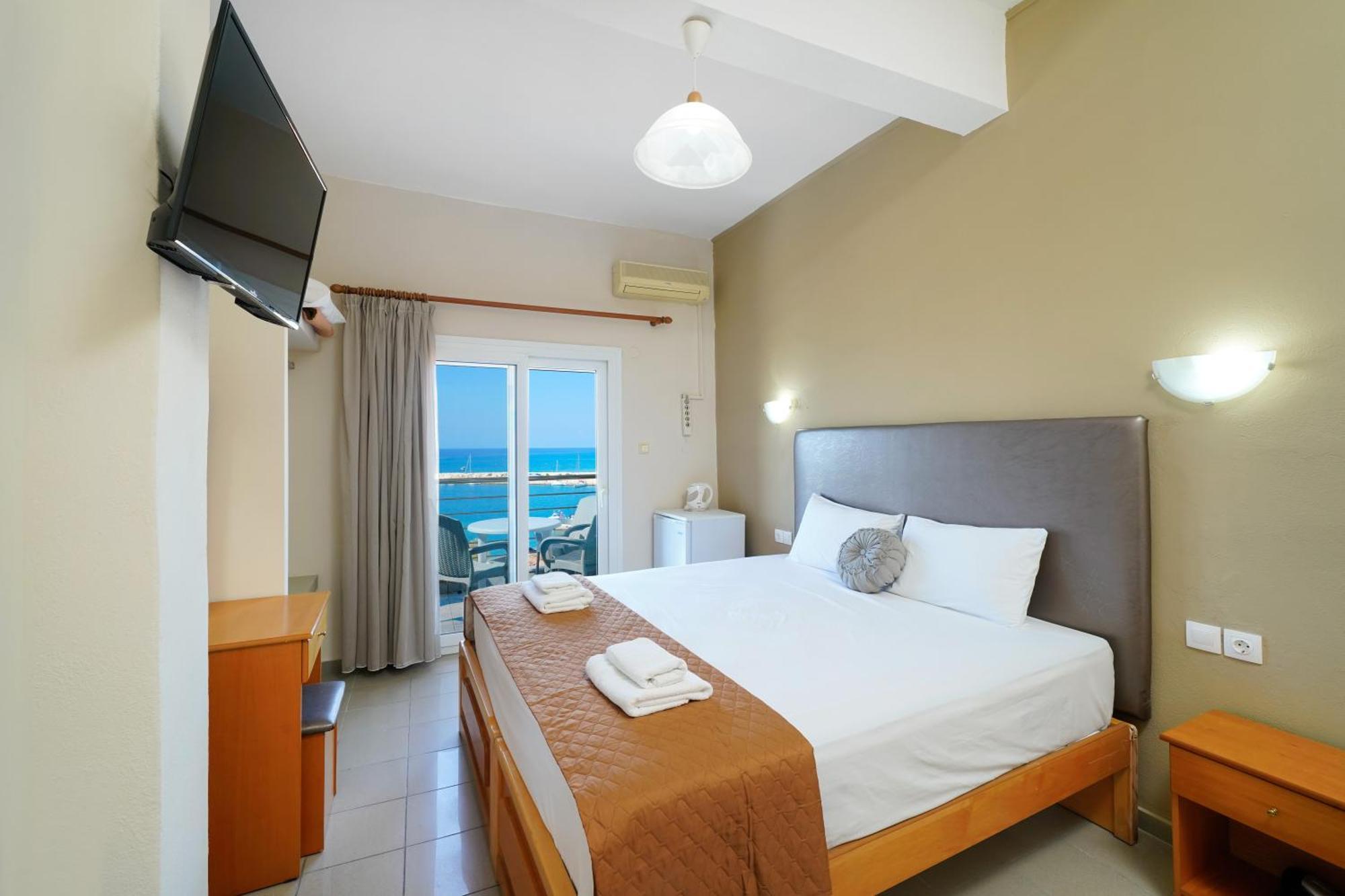 Hotel Papageorgiou Лименария Екстериор снимка