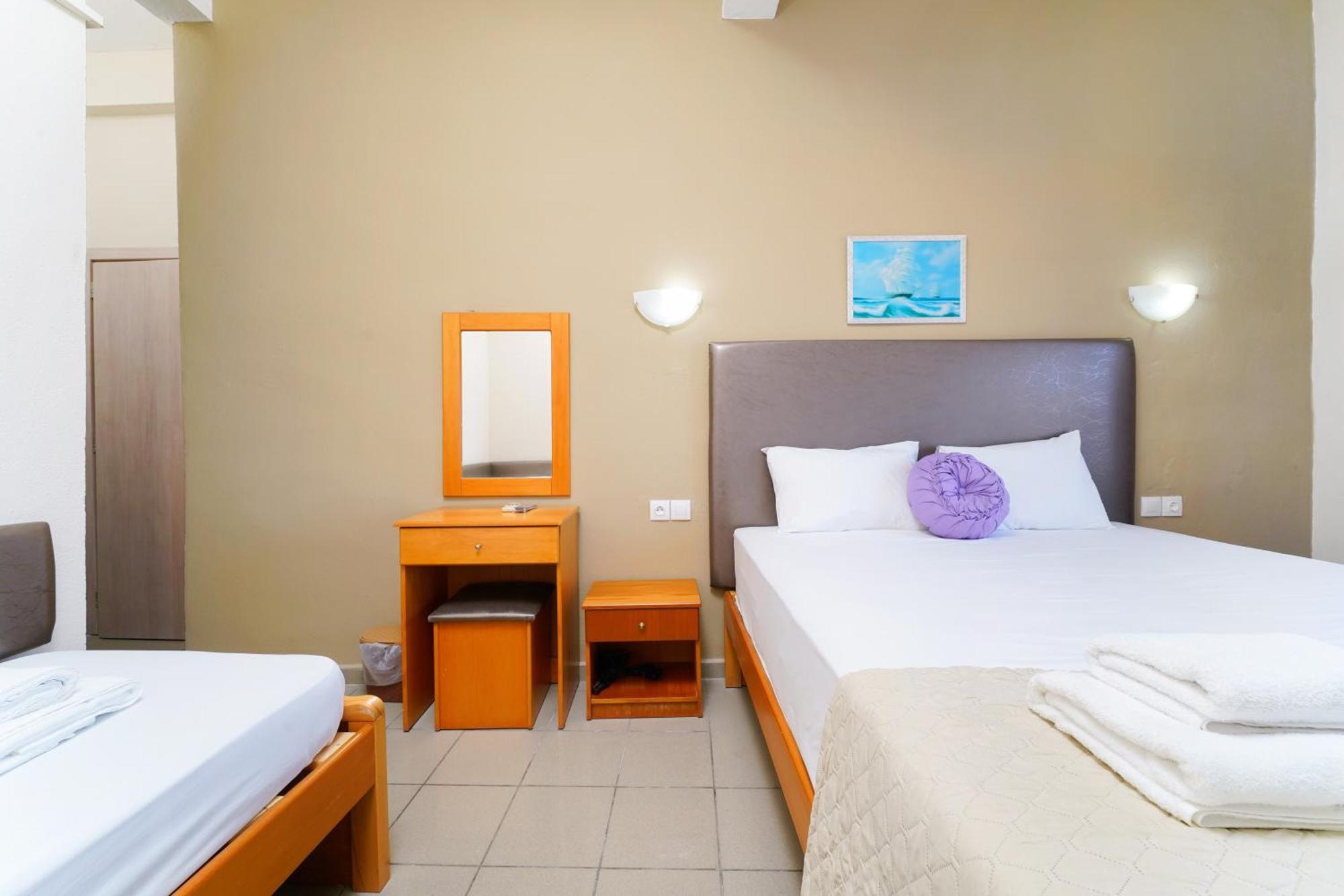Hotel Papageorgiou Лименария Екстериор снимка